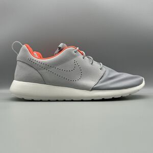 Nike Roshe One Premium Pure Platinum Athletic Shoes 525234-011 Men's Size 12.5